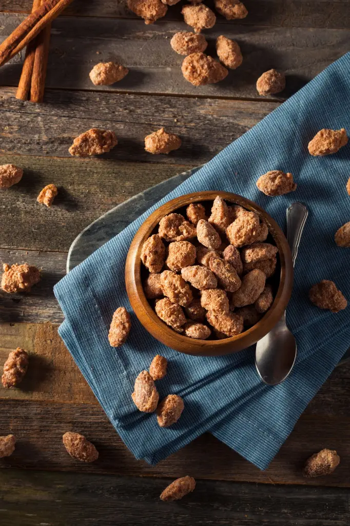 homemade-sweet-cinnamon-coated-almonds-2025-01-16-16-26-33-utc.webp
