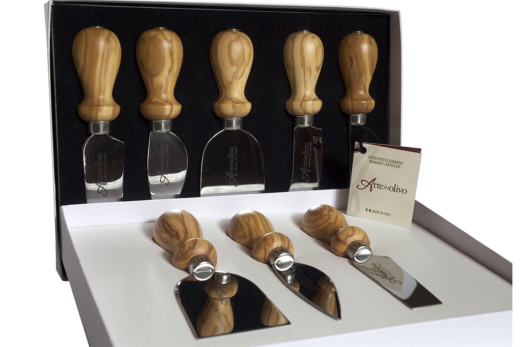 Set per Formaggio in Legno di Olivo – 3 e 5 Pezzi
