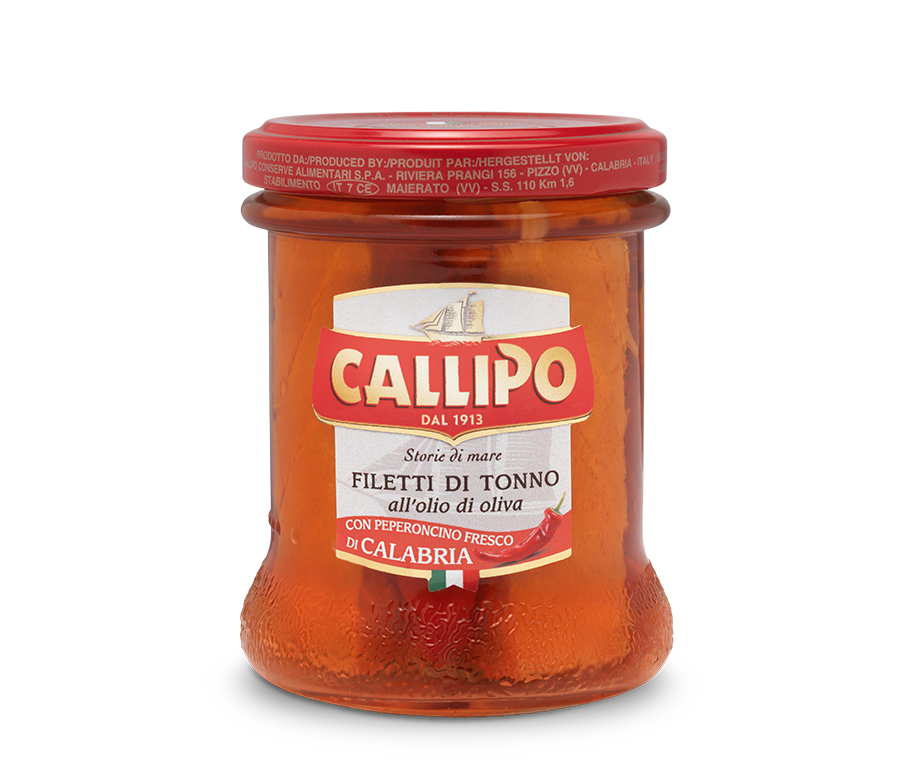 Filetti di Tonno all’Olio di Oliva con peperoncino piccante fresco di Calabria
