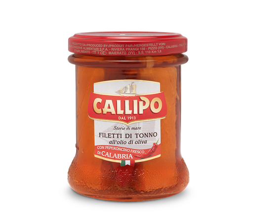 Filetti di Tonno all’Olio di Oliva con peperoncino piccante fresco di Calabria